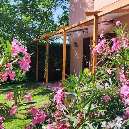 Camping Le Marche Apartments Gualdo di Macerata Exterior photo